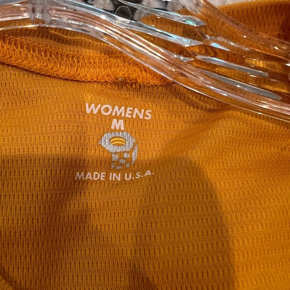 Women’s Golden Orange Mountain HardWear T-Shirt Size Medium - Picture 5 of 9